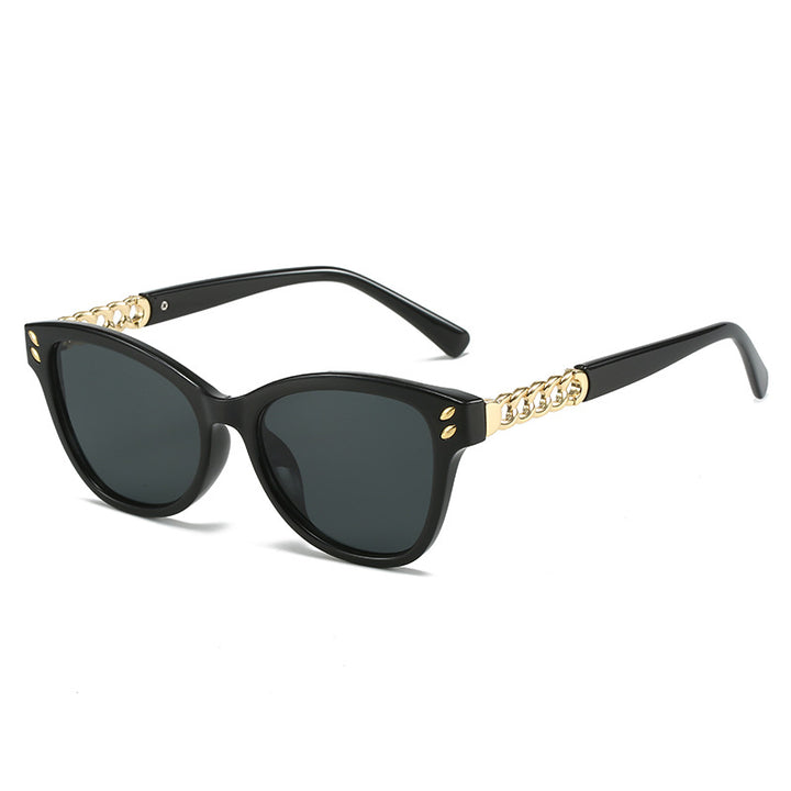 Dame moderne Cat-Eye solbriller med luksuriøse kjede aksenter Skanto