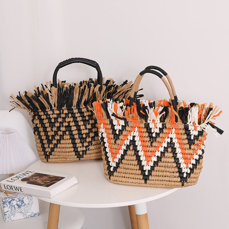 Stylish basket bag with eye-catching pattern Skanto