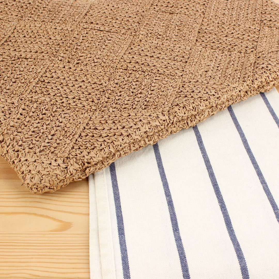 Handbag with modern geometric knit pattern Skanto