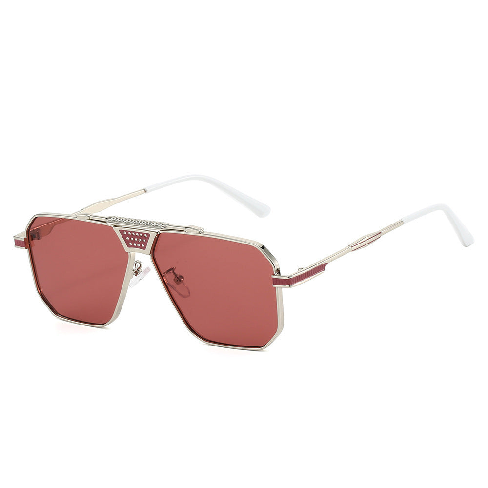 Dame solbrille i luksuriøs, geometrisk design Skanto