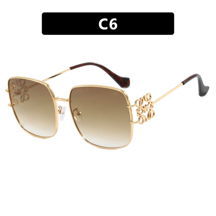 Women's square sunglasses with filigree design and luxurious metal frame Skanto