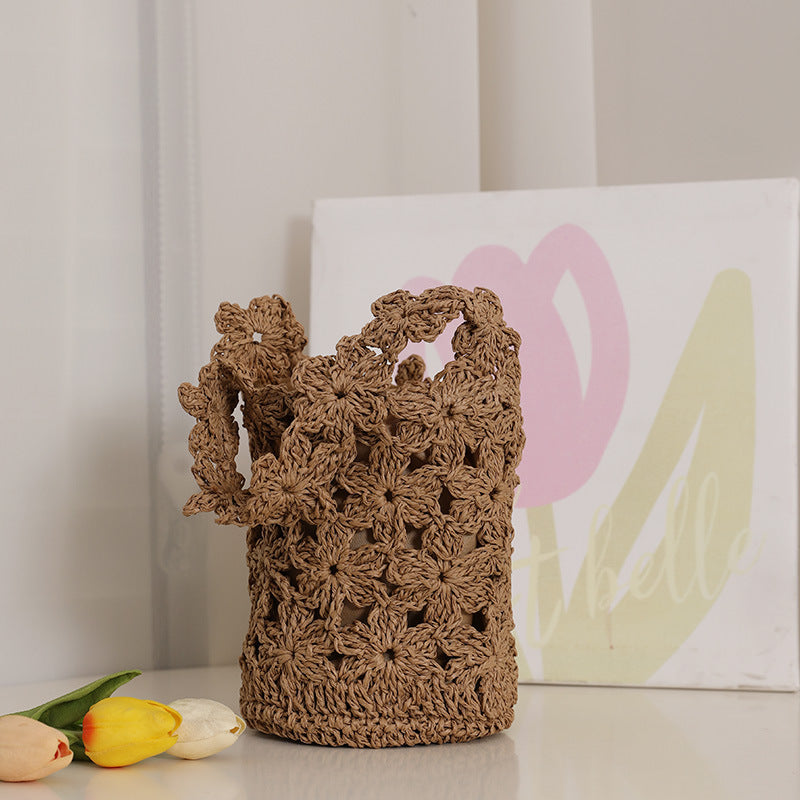 Handmade macrame bag in floral design Skanto