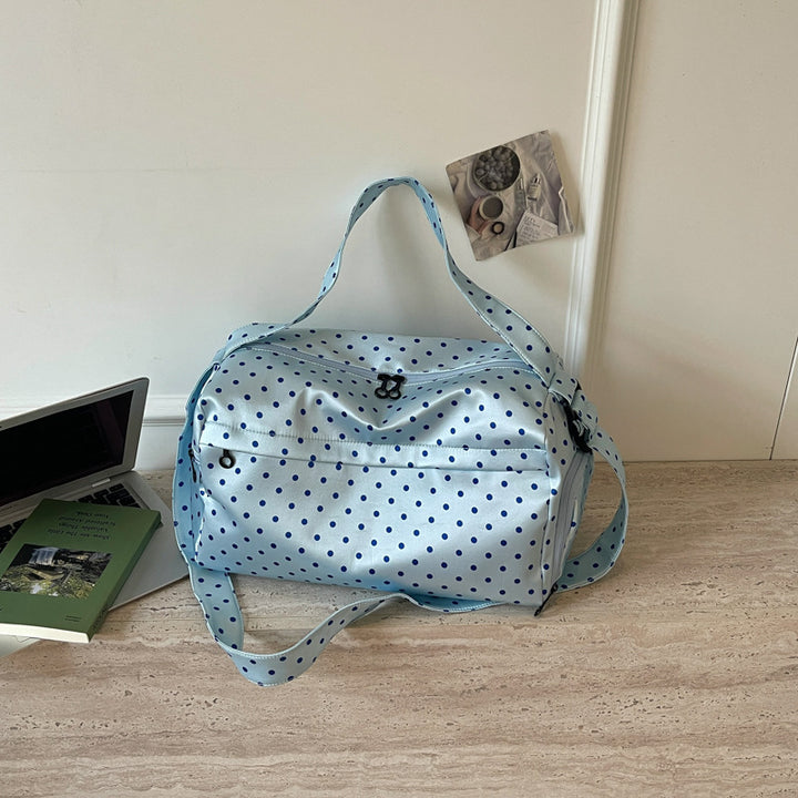 Moderne sporty og reiseveske med prikkete design Skanto