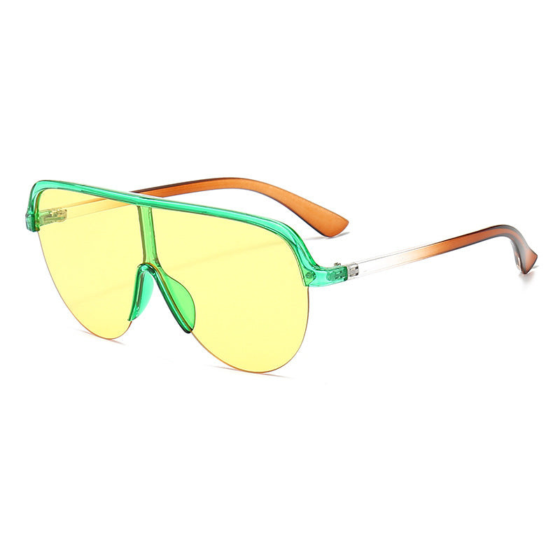 Dame sports solbriller i moderne pilotdesign Skanto