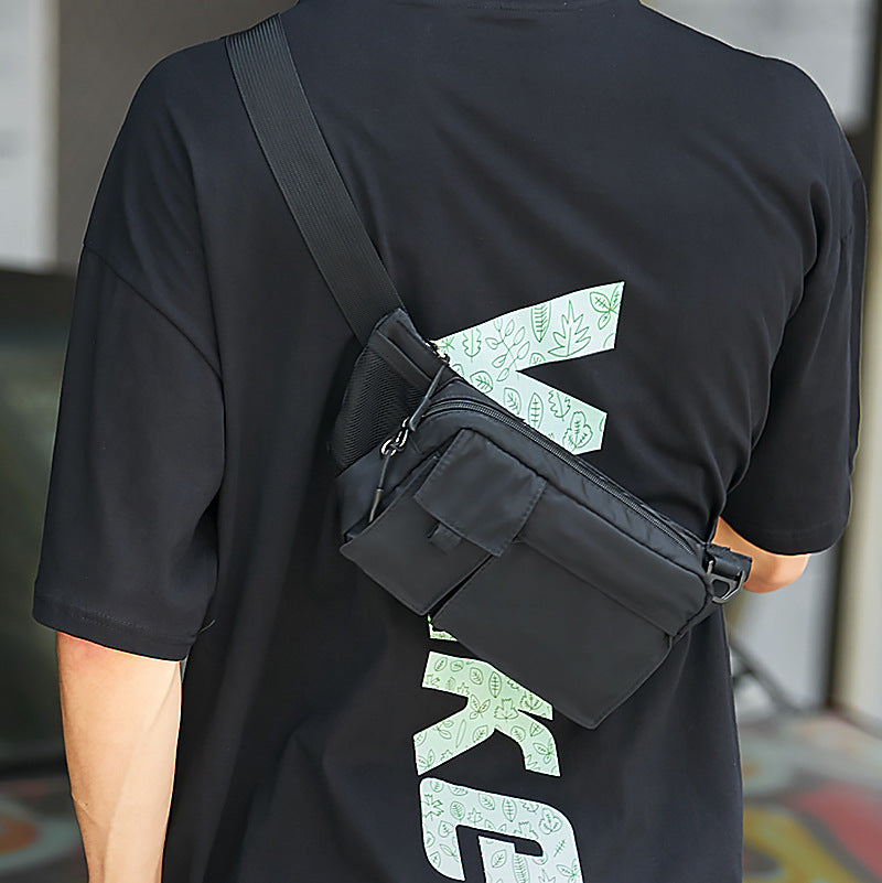 Sleek justerbar crossbody-pose Skanto