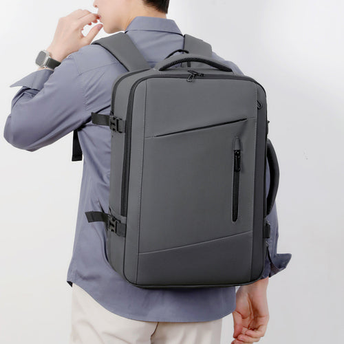 Elegant laptopryggsekk med gjennomtenkt faksystem og ergonomiske stropper Skanto