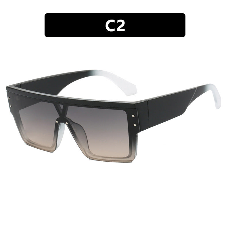 Dame futuristisk Oversized-solbrille med klare glass Skanto