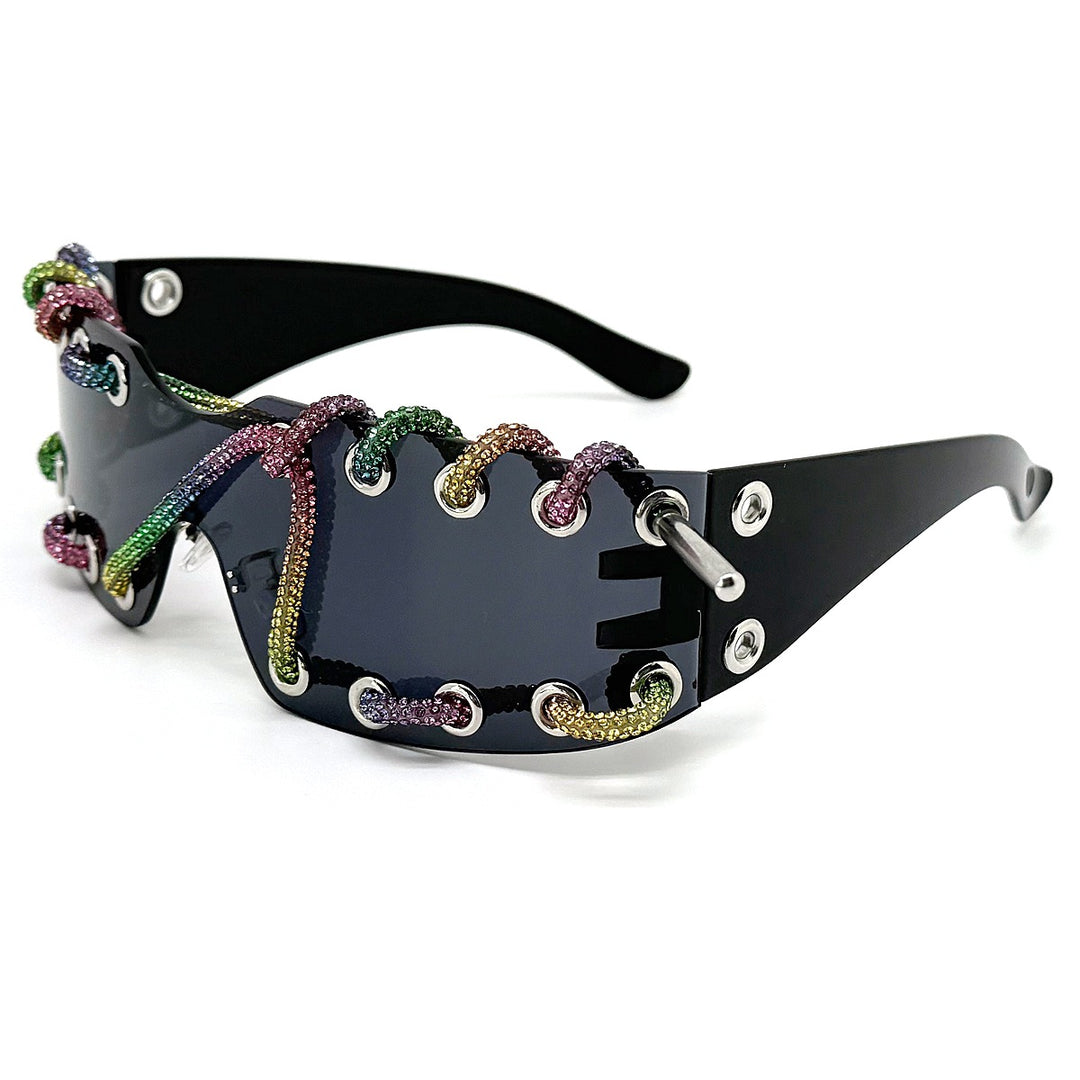 Dame solbrille med unikt snøringdesign Skanto