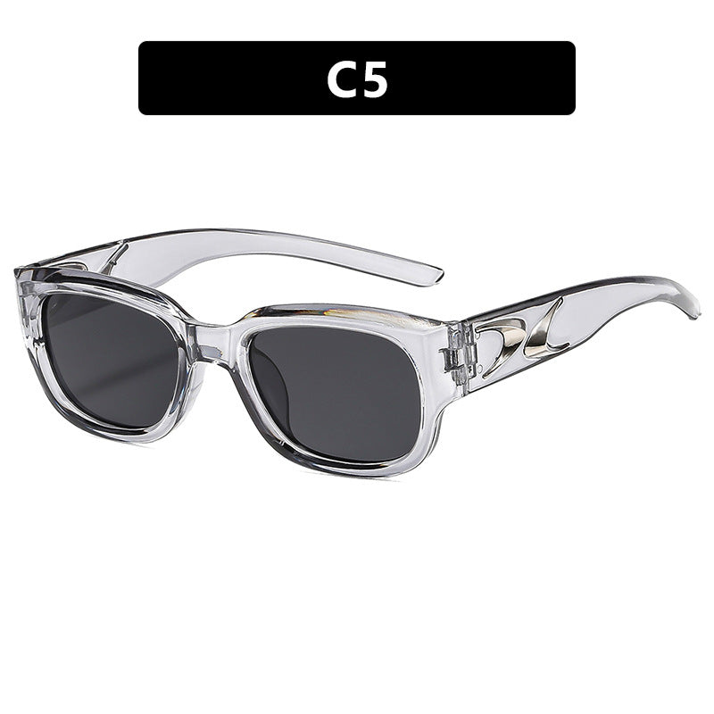 Women's sunglasses in bold retro design with stylish accents Skanto