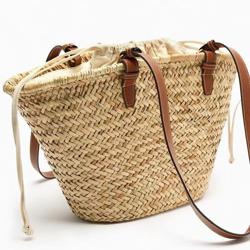 Elegant Woven Beach Bag Skanto