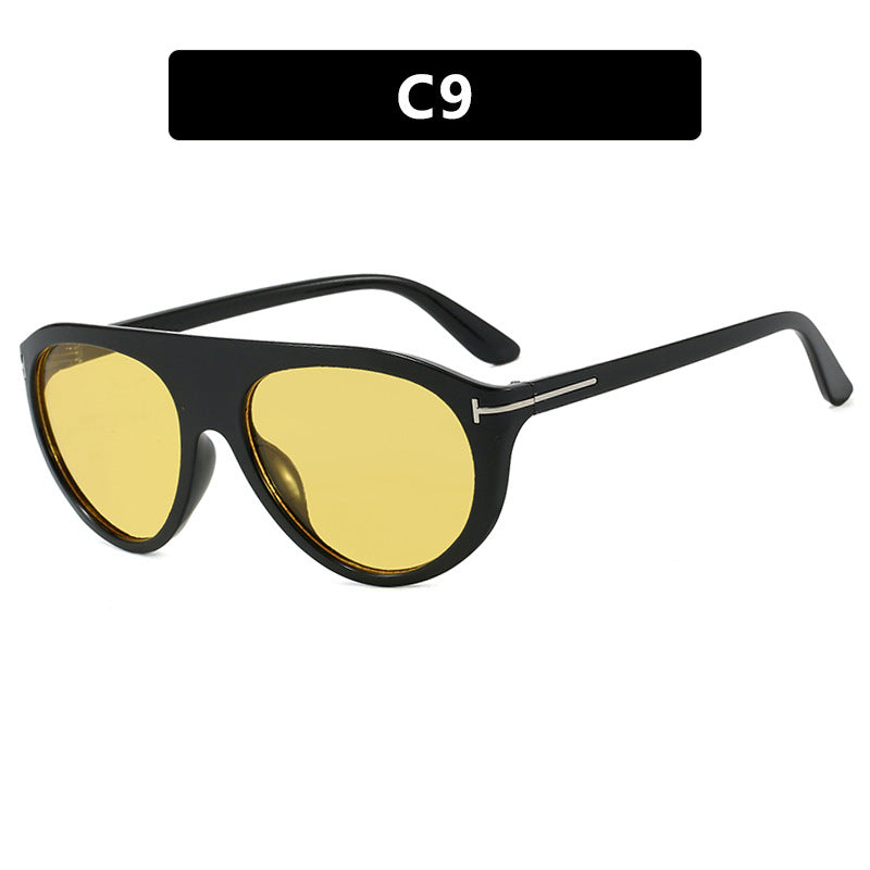 Women's Cat-Eye Sunglasses with Protective UV Filter and Mirrored Lenses Skanto