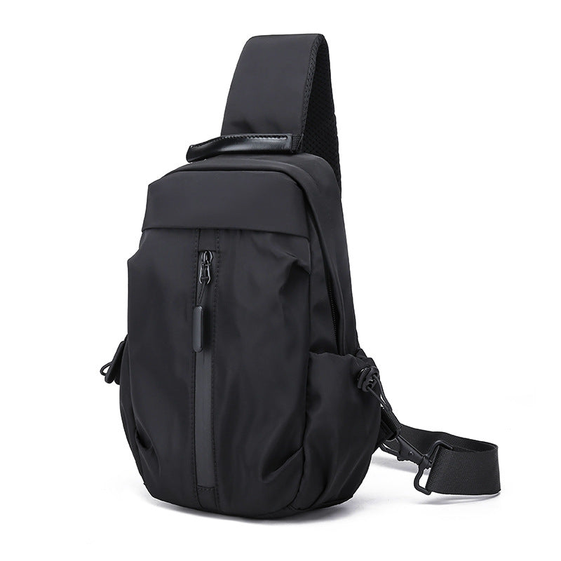 Sling-veske med multifunksjonelt design Skanto