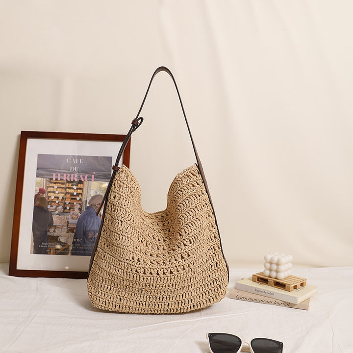 Handmade Shoulder Bag in Modern Natural Design Skanto