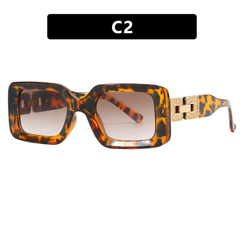Women's fashionable sunglasses in elegant square design with luxurious gold details Skanto