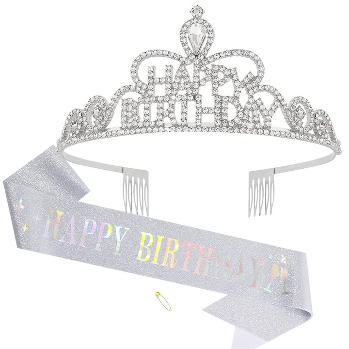Dame Funkenkrone med "Happy Birthday" skrift Skanto