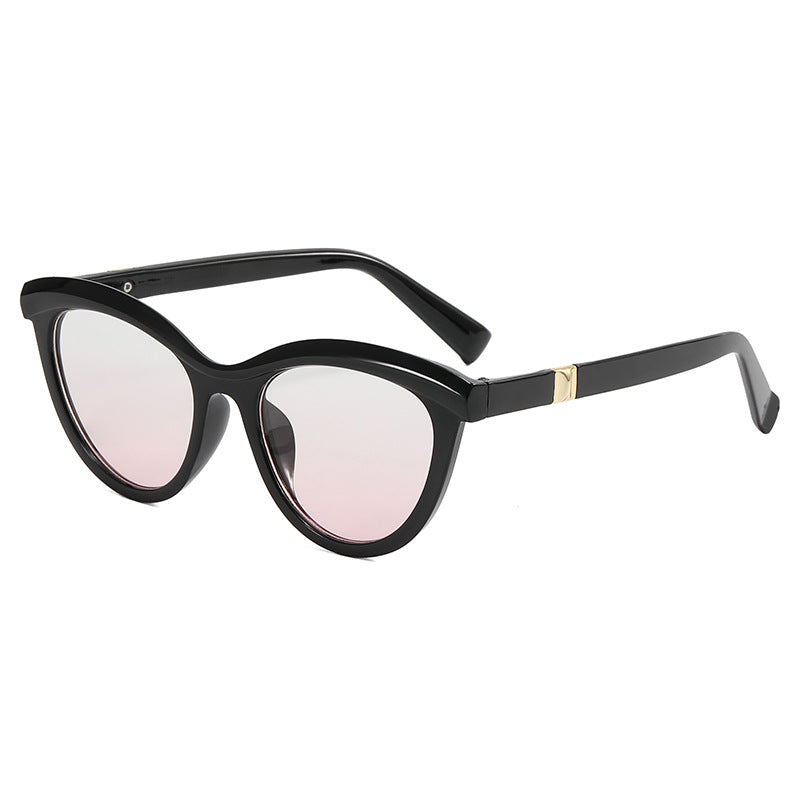 Dame elegant Cat-Eye solbriller med stilfull metallramme Skanto