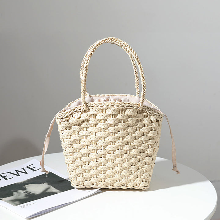 Handmade straw bag with adjustable lining Skanto