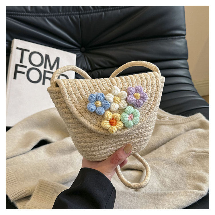 Håndlaget blomsterbag Skanto