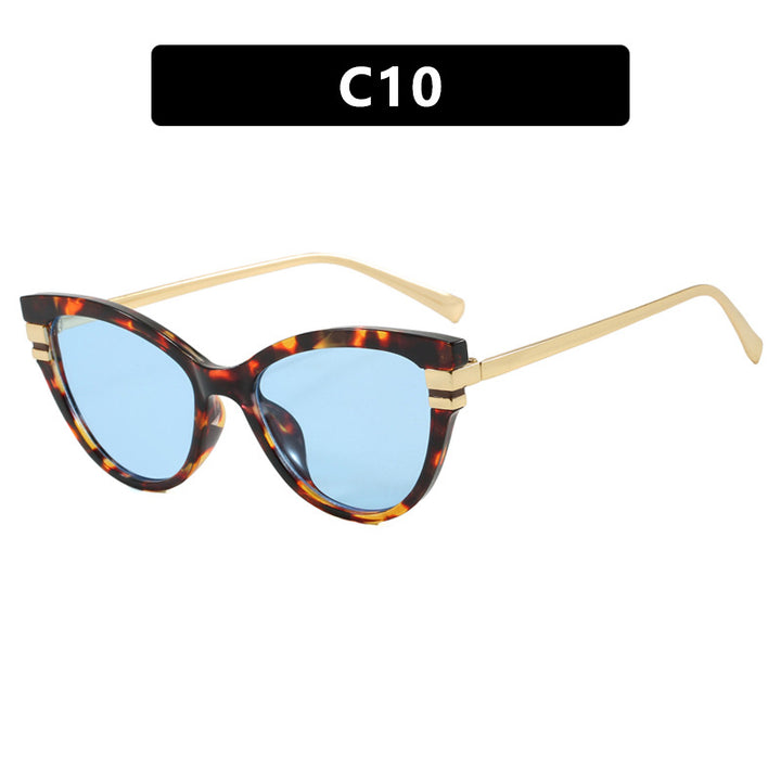 Women's Cat-Eye Sunglasses with Elegant Plastic Frame and Gold Accents Skanto