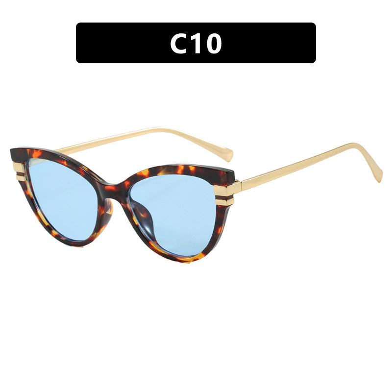 Damer Cat-Eye solbrille med elegante metallakenter Skanto
