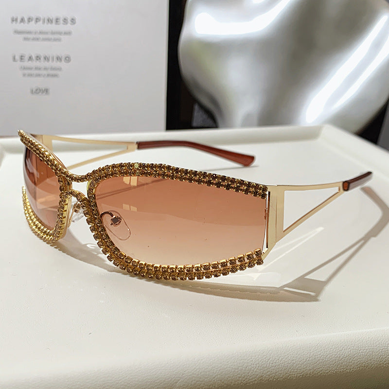 Dame Cat-Eye solbriller med glitrende krystallramme Skanto