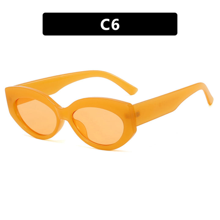 Dame Cat-Eye solbriller i stilfullt plastdesign Skanto