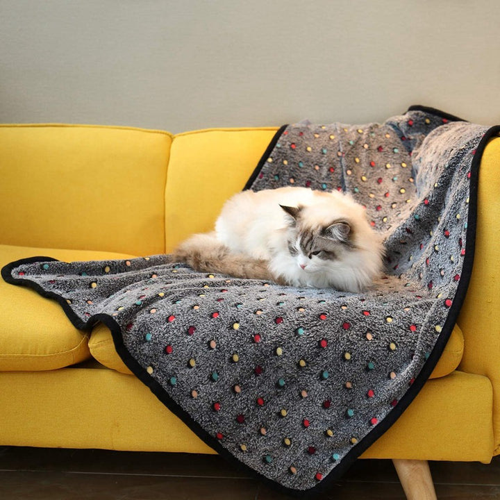 Dame Koselig Fleece-teppe med moderne prikkedesign Skanto