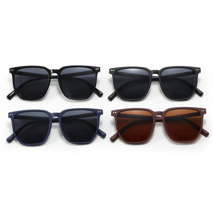 Dame moteriktig solbrille i klart design Skanto