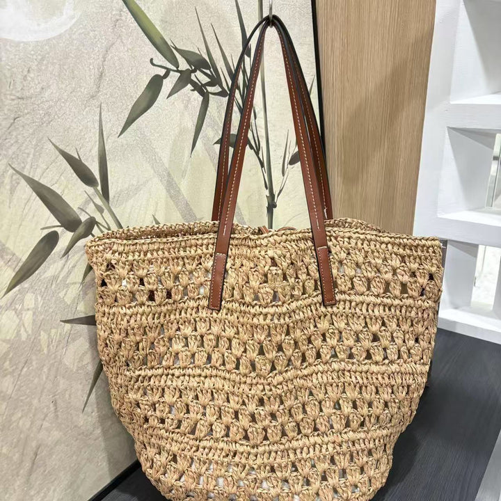 Stor kurv shopper laget av håndvevd naturmateriale Skanto