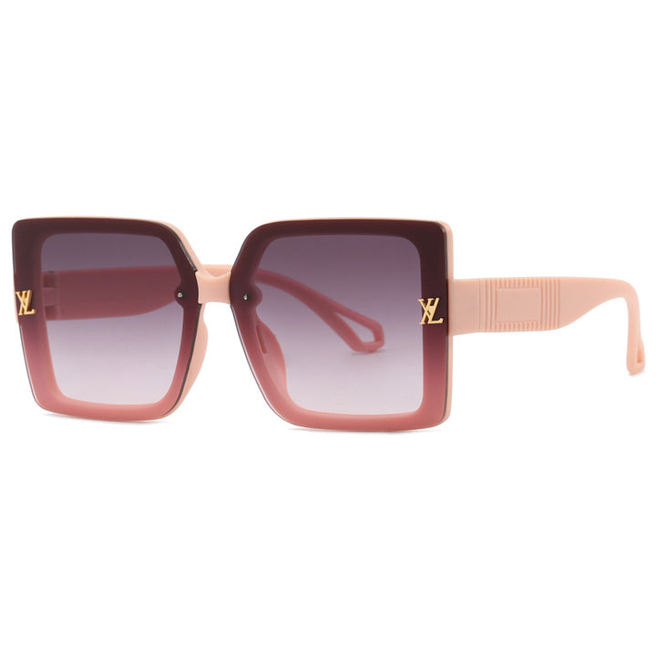 Damen moteriktig firkantet solbrille med elegant design Skanto
