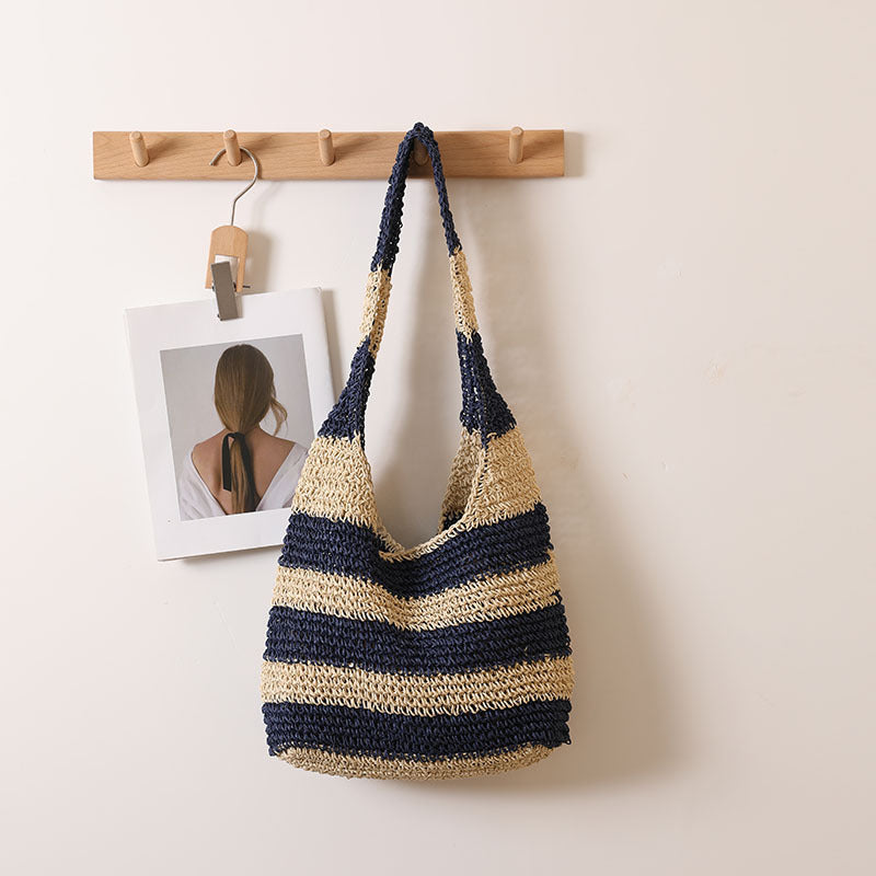 Easy-to-carry bag in striped design Skanto