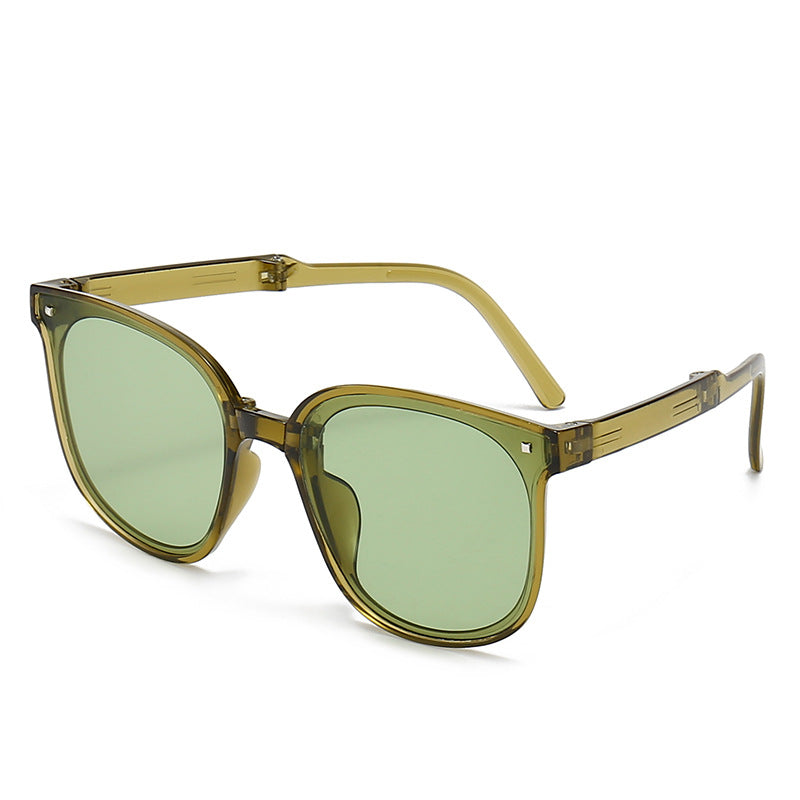 Dame klassisk solbrille i stilfull design Skanto