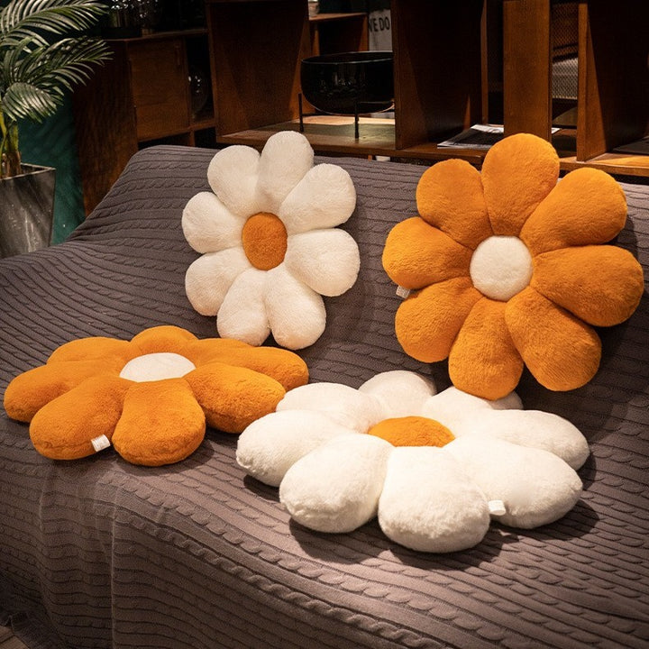 Plüsch sittepute i blomsterform Skanto