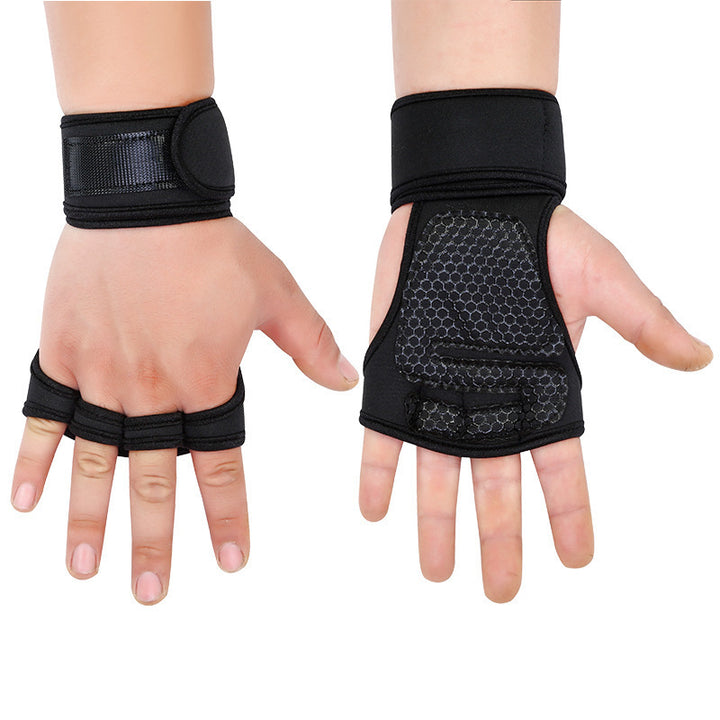 Men's training gloves with breathable material Skanto
