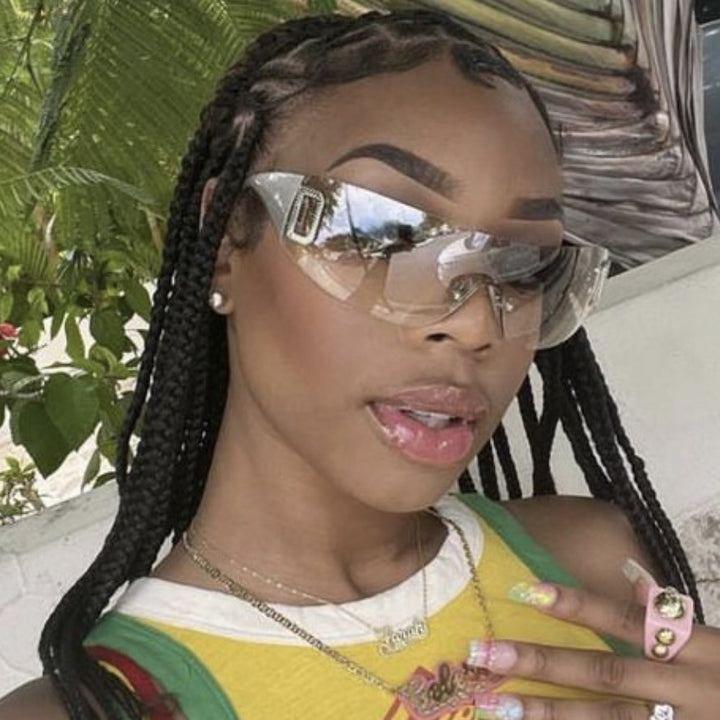 Women's sporty fashion sunglasses with elegant design and UV protection Skanto
