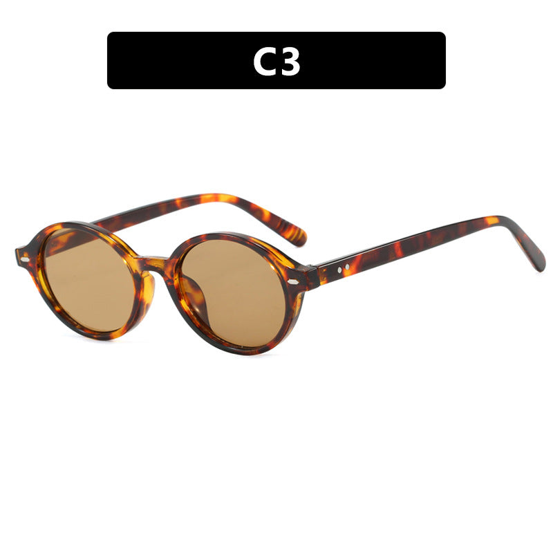 Women's round sunglasses with modern design and polarized lenses Skanto