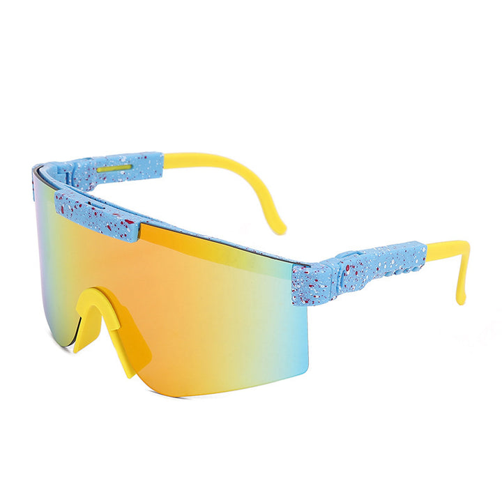 Dame Sporty Statement Solbrille i moderne design Skanto