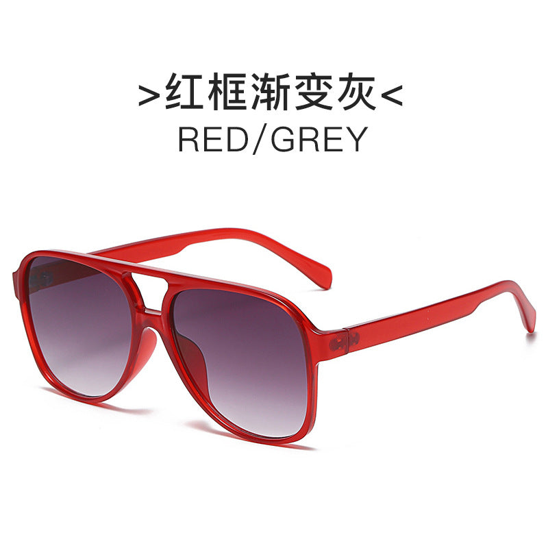 Dame elegant solbrille med høyverdig geometrisk design Skanto