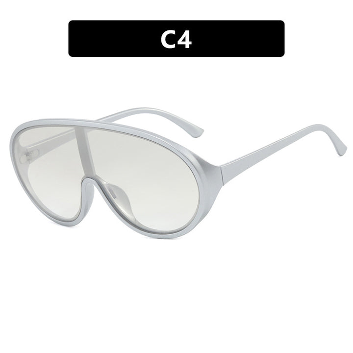 Women's futuristic sunglasses with large lenses and ergonomic frame Skanto