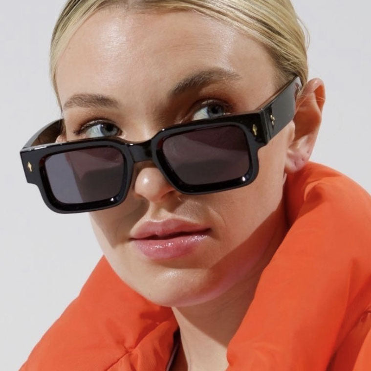 Women's Fashionable Square Sunglasses with Robust Frame and Comfortable Fit Skanto