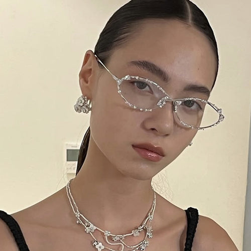 Women's exclusive sunglasses with sparkling rhinestone decoration and elegant metal frame Skanto