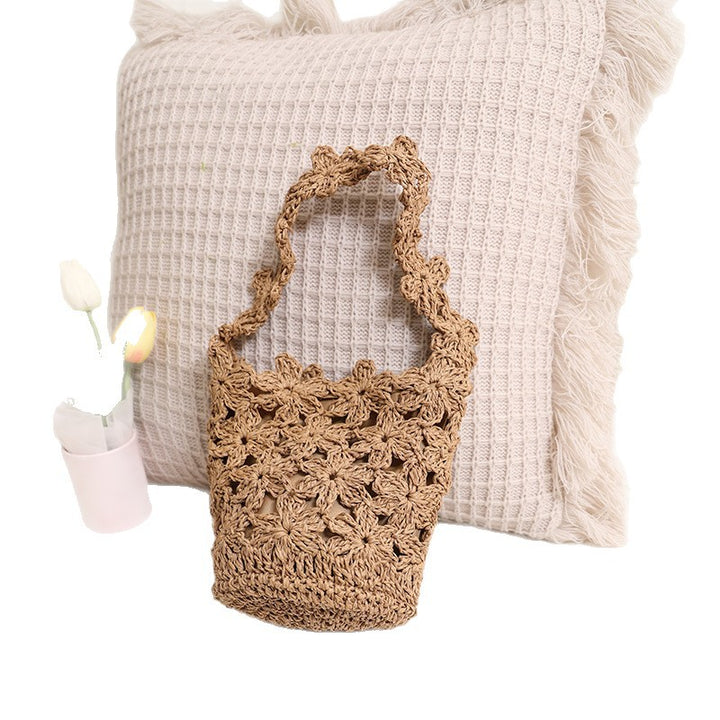 Handmade macrame bag in floral design Skanto