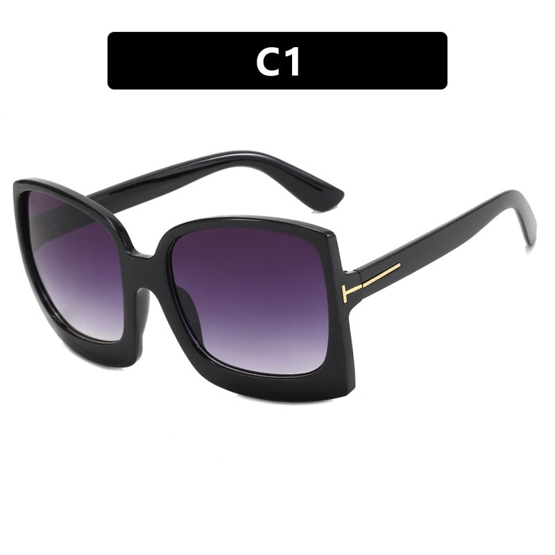 Women's oversized sunglasses in modern square design with mirrored lenses Skanto