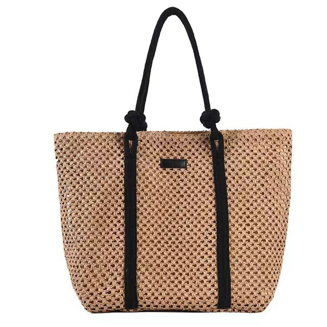 Large shoulder bag made of sustainable material Skanto
