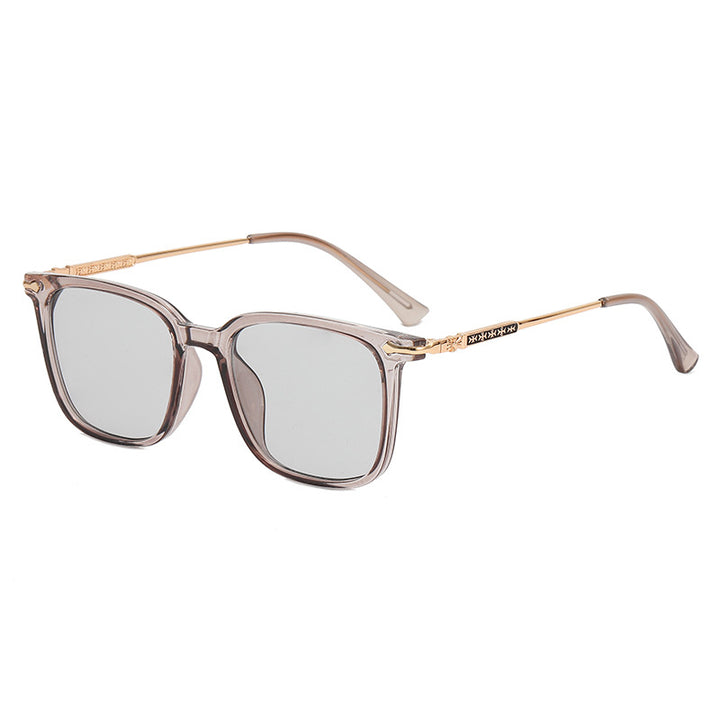 Dame firkantet designerbrille med elegant ramdesign Skanto