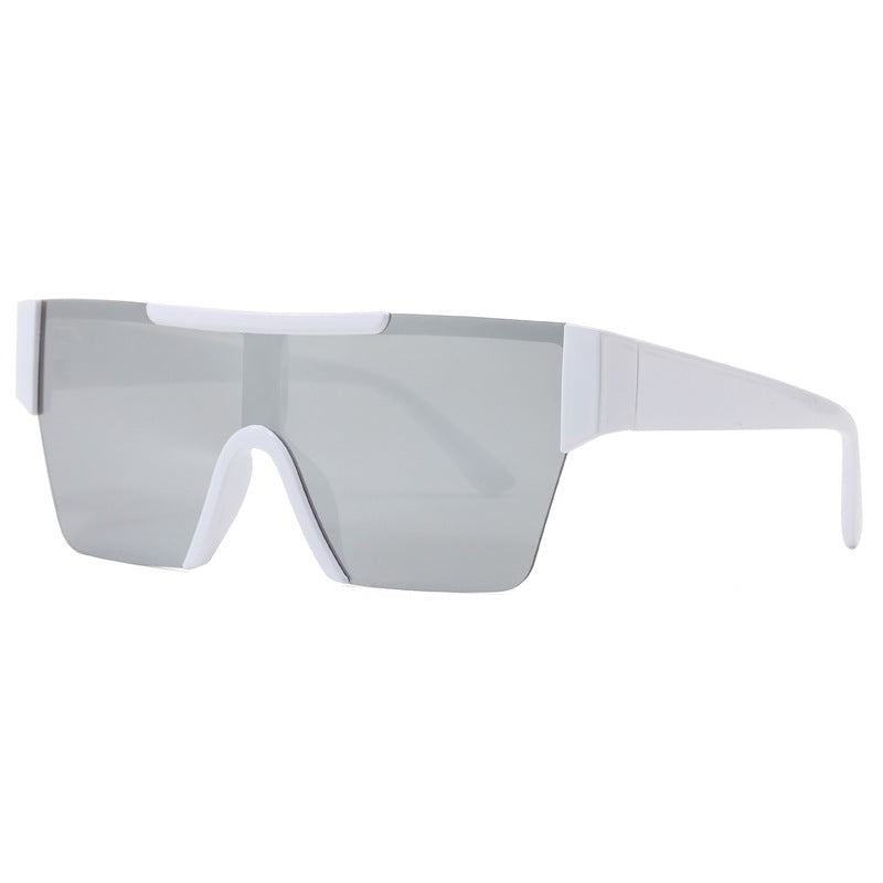 Women's futuristic sports sunglasses with UV protection and wide lens area Skanto