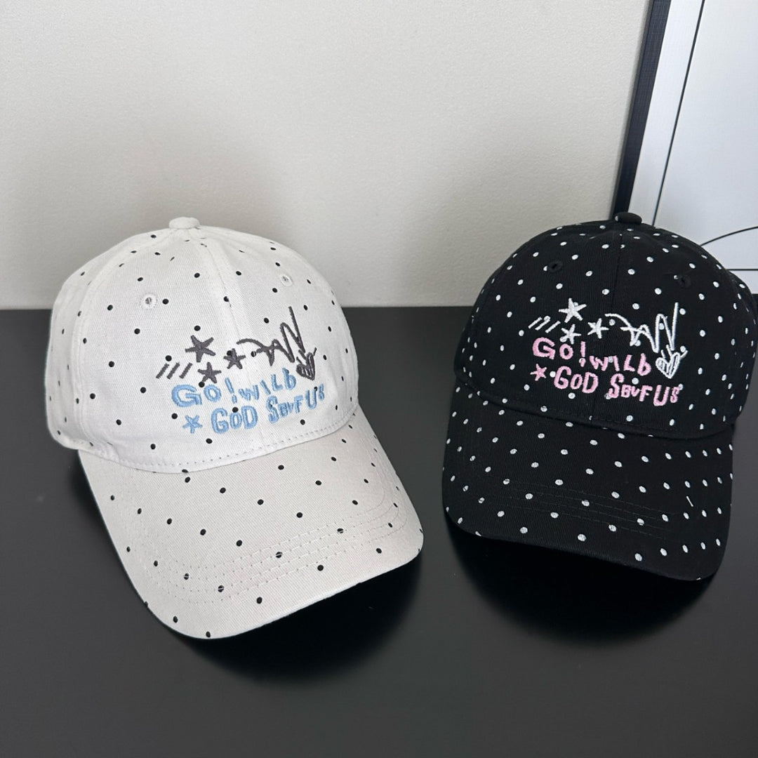 Kvinners Trendy Prikkete Broderte Baseball Caps Skanto