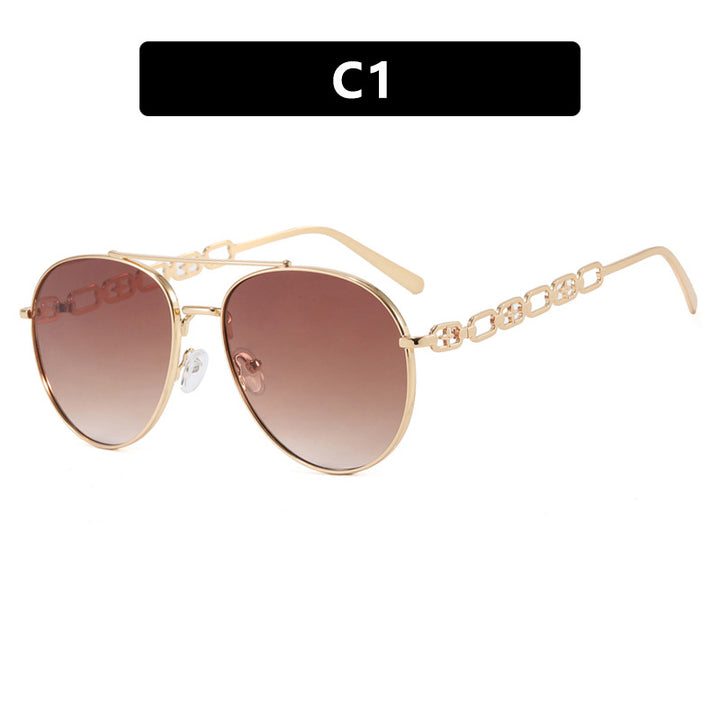 Women's eye-catching sunglasses with luxurious chain detail and polarized lenses Skanto
