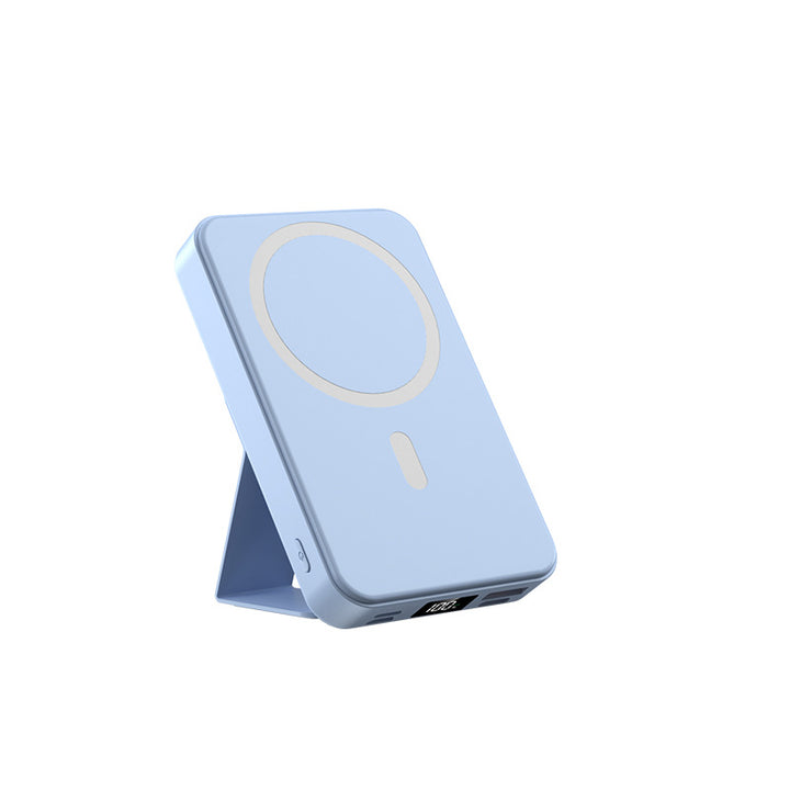 Bærbar trådløs powerbank med integrerte USB-kabler Skanto