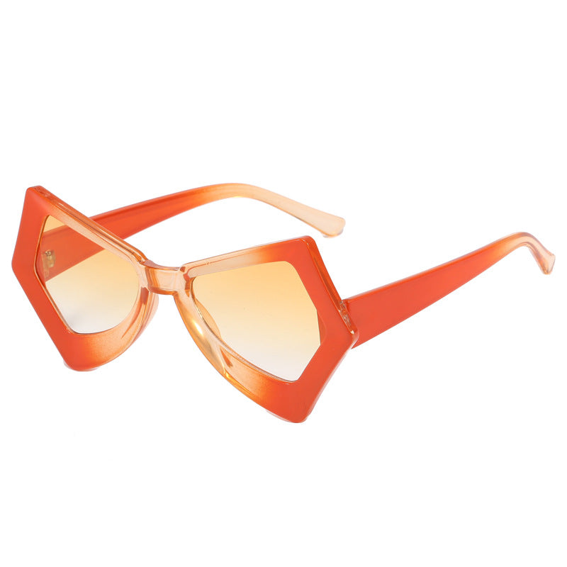 Dame polygonal solbrille i ekstravagant design Skanto